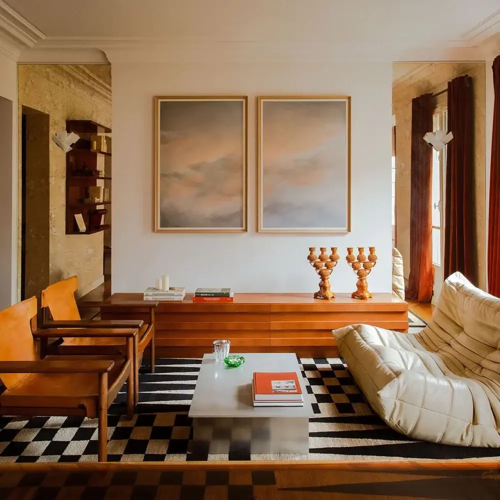 hulmara elegant living space fusion mid century modern design feb50b1b 365c 42be a2b9 f42862a9b9e2